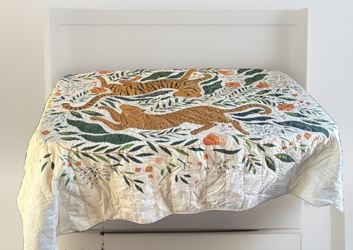 Crate and barrel - crate,